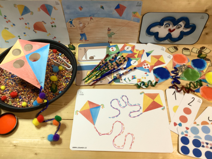 LÉTÁME SI V OBLACÍCH - senzorické hraní