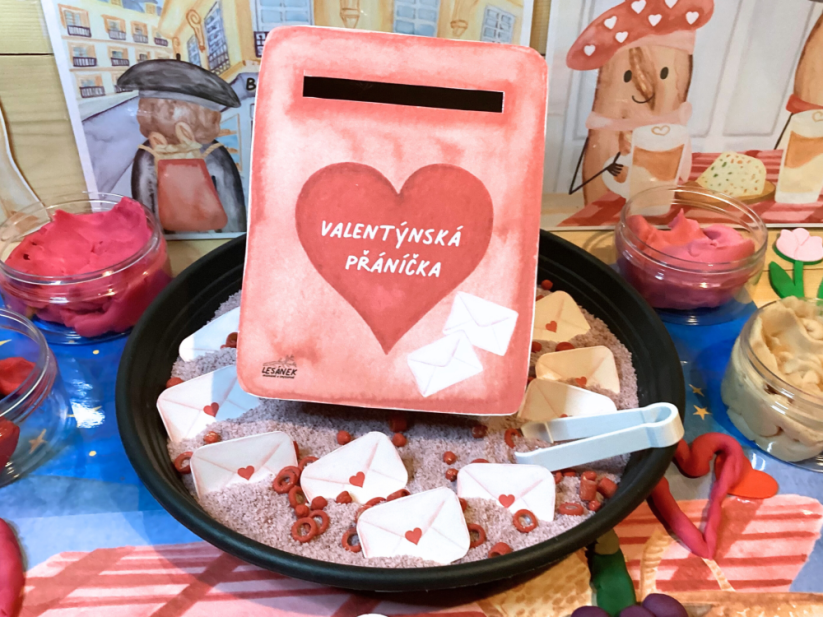 PIERRE A MARGOT VE MĚSTĚ LÁSKY- senzorické hraní - PDF: PDF