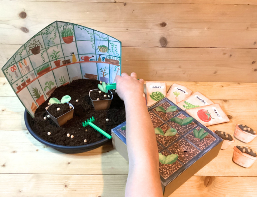 JARO NA ZAHRÁDCE- SENZORICKÉ HRANÍ - PDF: PDF