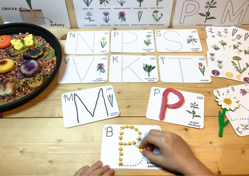 JARNÍ KVĚTINY - senzorické hraní - PDF: POLOTOVAR 