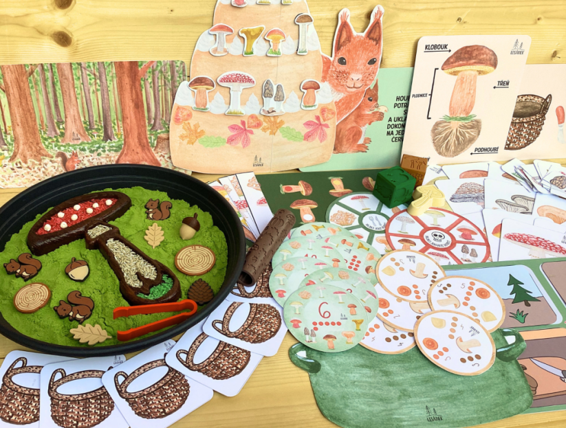 JEDLÉ A JEDOVATÉ HOUBY - senzorické hraní