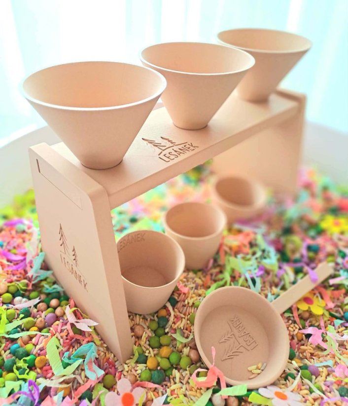 MULTIFUNKČNÍ PŘESÝPACÍ STOJÁNEK