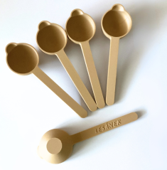 Naběračka na sypký materiál