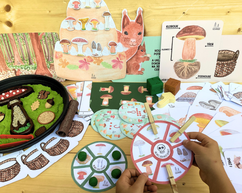 JEDLÉ A JEDOVATÉ HOUBY - senzorické hraní