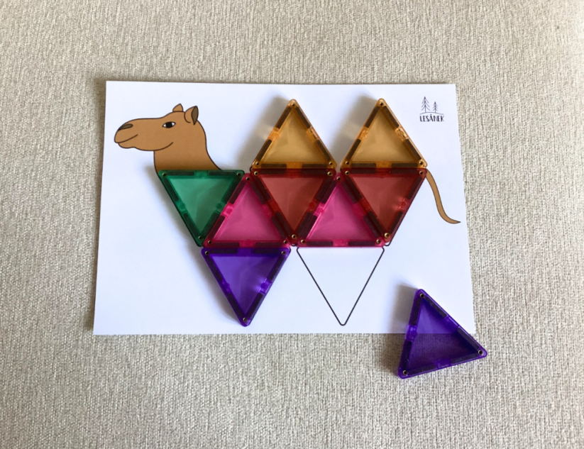 TŘÍKRÁLOVÉ ŠABLONY - HRÁTKY S MAGNETICKOU STAVEBNICÍ - PDF: POLOTOVAR 