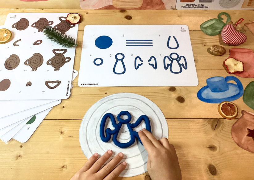 VÁNOCE U HRNČÍŘE - senzorické hraní - PDF: PDF