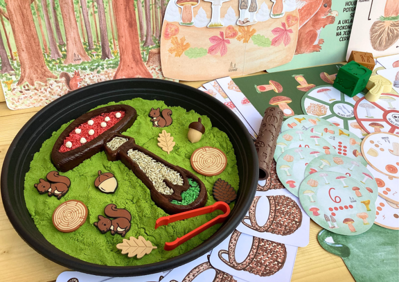 JEDLÉ A JEDOVATÉ HOUBY - senzorické hraní