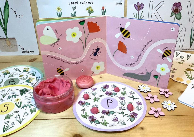 JARNÍ KVĚTINY - senzorické hraní - PDF: POLOTOVAR 